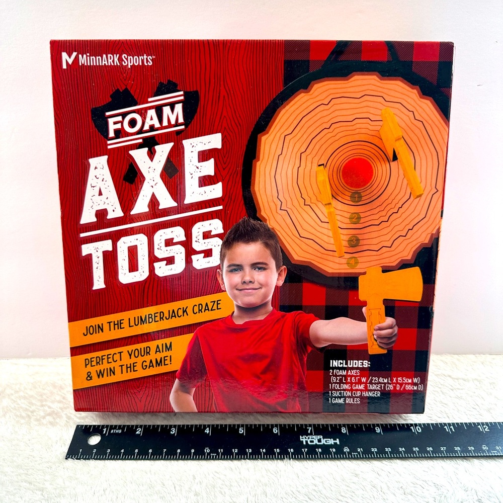 MinnARK Foam Axe Toss: Foam Axe Throwing Game for Kids/Families 2 Axes & target